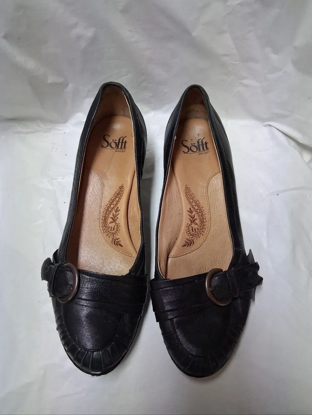 Sofft Black Loafer Style W/ Small Heel Size 9.5 Preowned